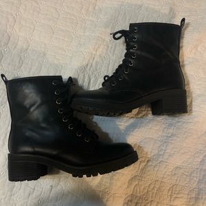 Madden girl combat boots